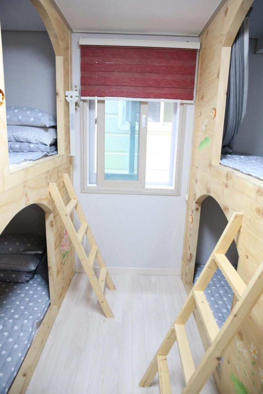 Coco Capsule Guesthouse 釜山 外观 照片
